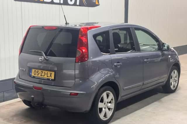 Nissan Note (2008) thumbnail 5