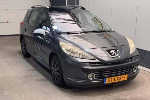 Peugeot 207 (2007) thumbnail 3