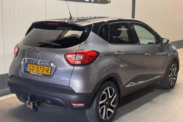 Renault Captur (2015) thumbnail 5