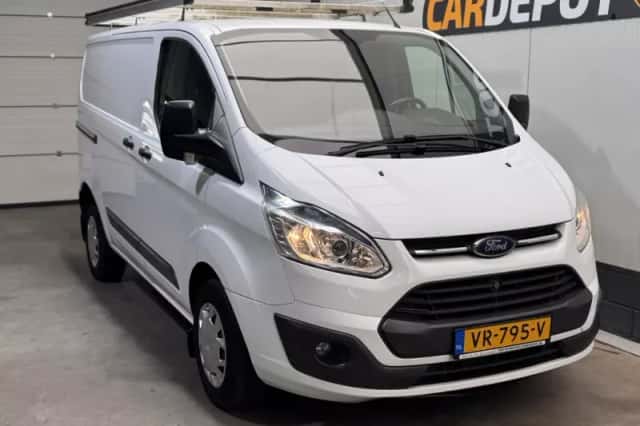 Ford Transit Custom (2015) thumbnail 3