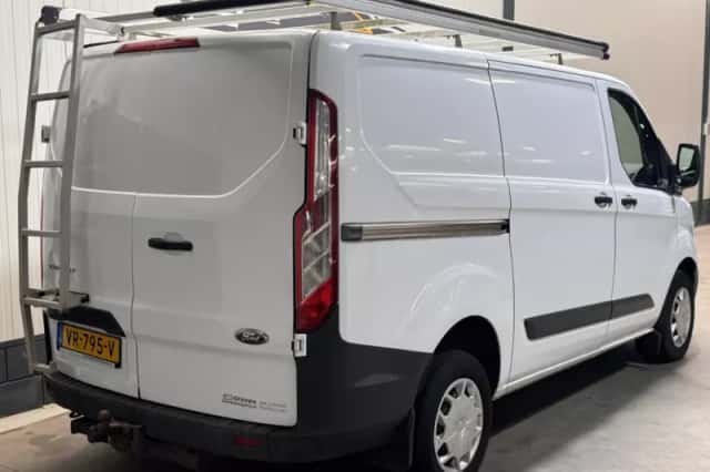 Ford Transit Custom (2015) thumbnail 5