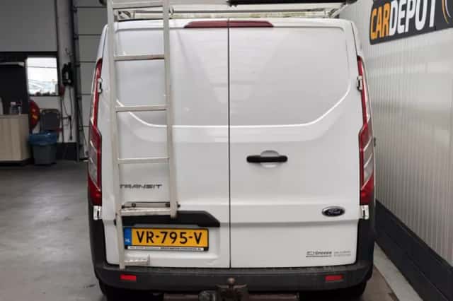 Ford Transit Custom (2015) thumbnail 6
