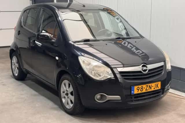 Opel Agila (2008) thumbnail 3