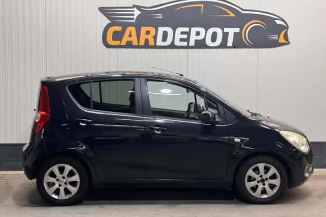 Opel Agila (2008) thumbnail 4