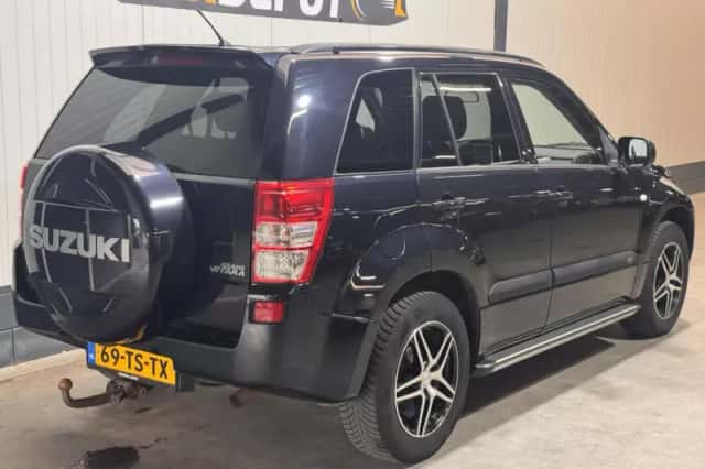 Suzuki Grand Vitara (2007) thumbnail 5
