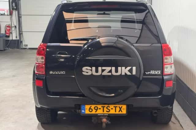 Suzuki Grand Vitara (2007) thumbnail 6