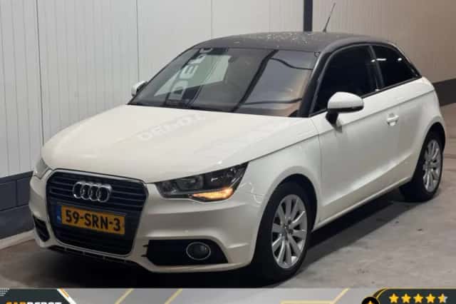 Audi A1 (2011) thumbnail 1