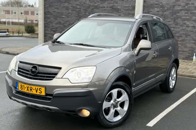 Opel Antara (2007) thumbnail 1