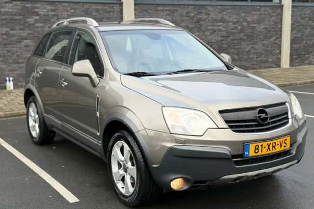 Opel Antara (2007) thumbnail 5