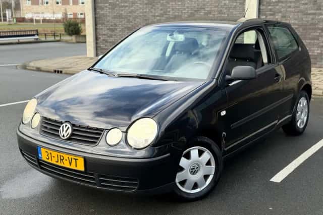 Volkswagen Polo (2002) thumbnail 1