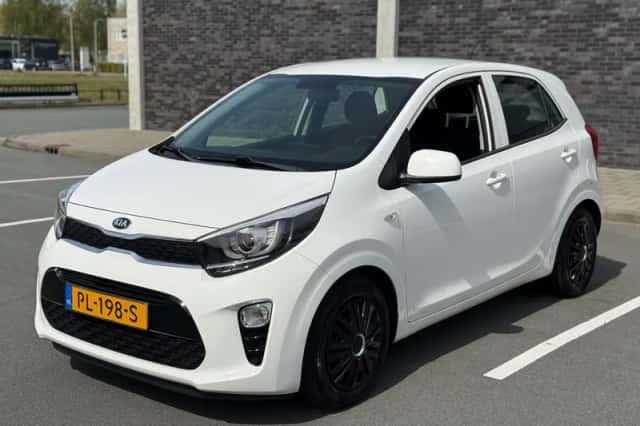 Kia Picanto (2017) thumbnail 3