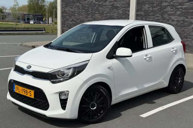 Kia Picanto (2017) thumbnail 4
