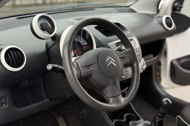 Citroën C1 (2013) thumbnail 3