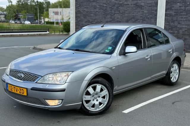 Ford Mondeo (2007) thumbnail 1
