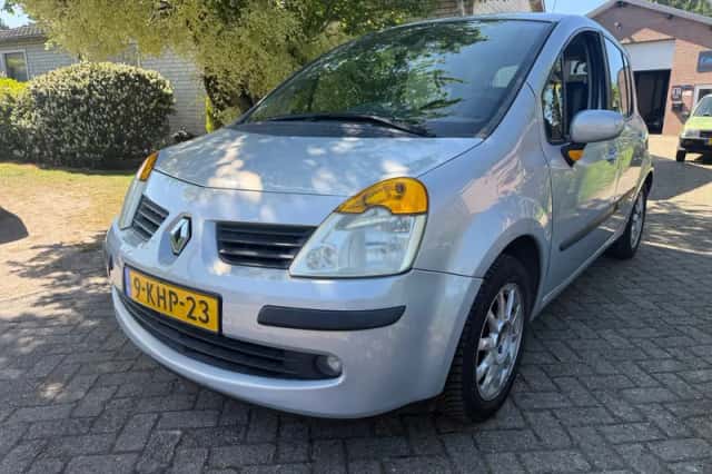 Renault Modus (2006) thumbnail 6