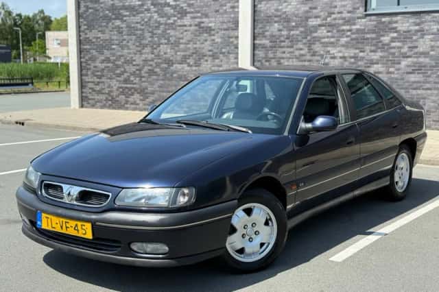 Renault Safrane (1998) thumbnail 1