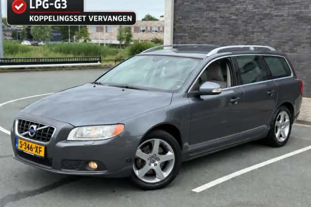 Volvo V70 (2009) thumbnail 1