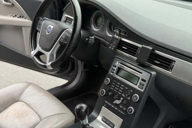 Volvo V70 (2009) thumbnail 4