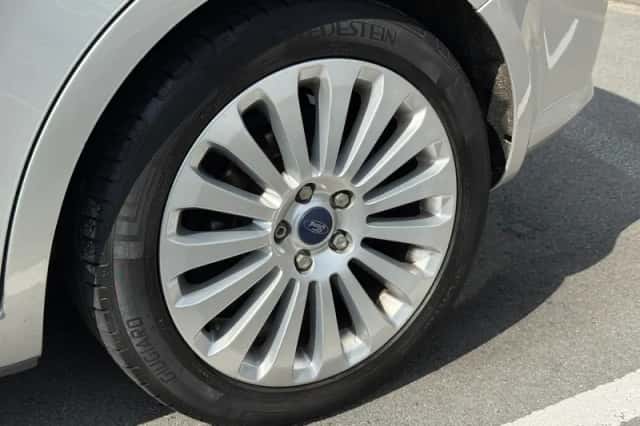 Ford C-Max (2007) thumbnail 3