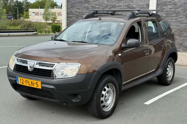 Dacia Duster (2011) thumbnail 5