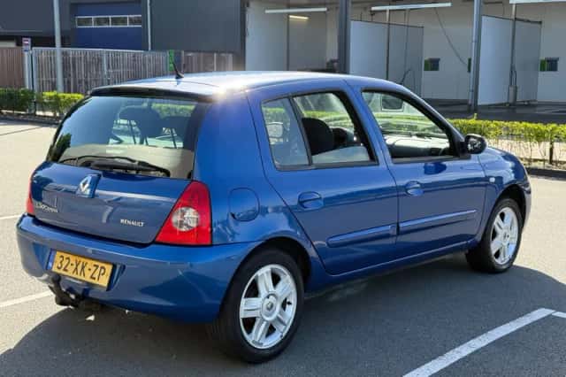 Renault Clio (2007) thumbnail 6