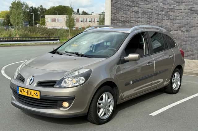 Renault Clio (2008) thumbnail 4