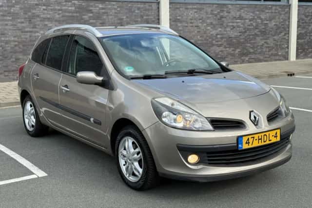 Renault Clio (2008) thumbnail 5