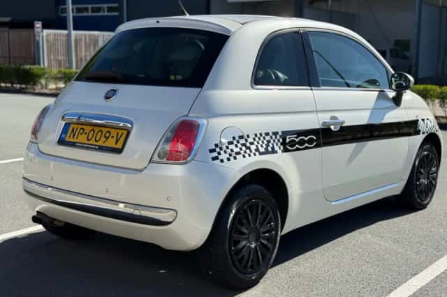 Fiat 500 (2007) thumbnail 3