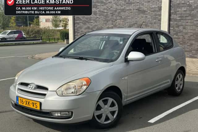 Hyundai Accent (2007) thumbnail 1