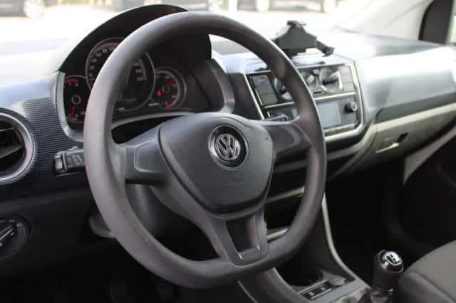 Volkswagen Up! (2019) thumbnail 2