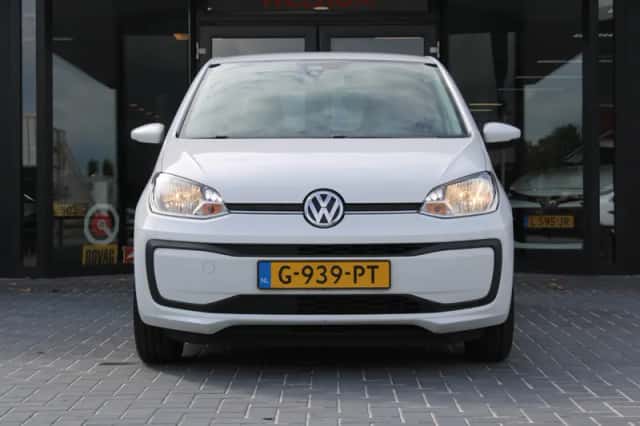 Volkswagen Up! (2019) thumbnail 6