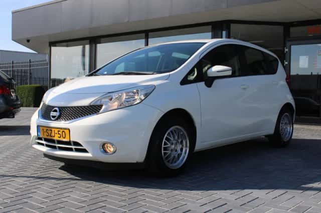 Nissan Note (2014) thumbnail 3