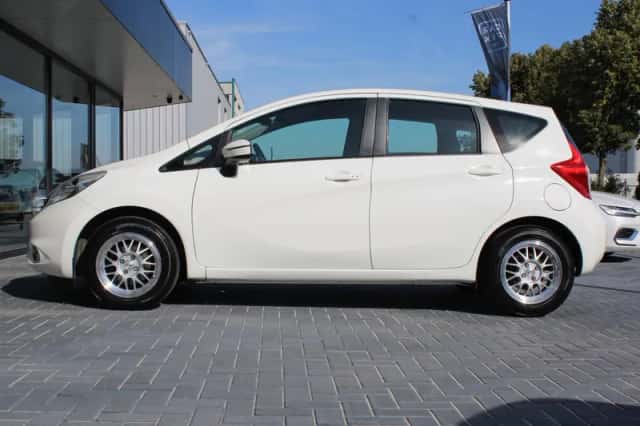 Nissan Note (2014) thumbnail 6