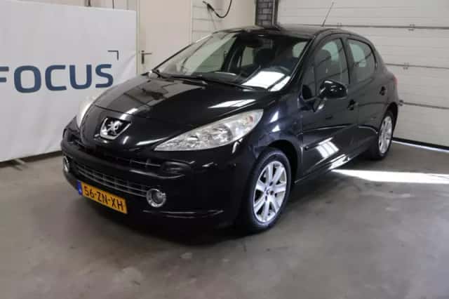 Peugeot 207 (2008) thumbnail 3