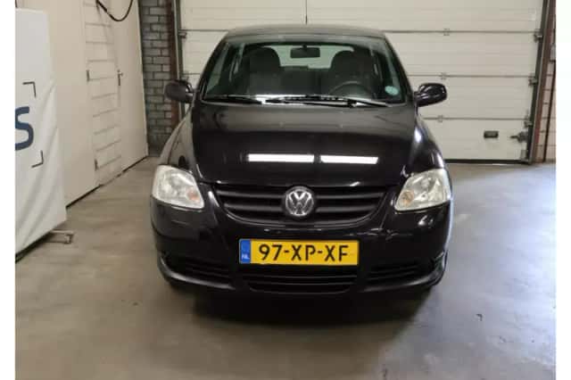 Volkswagen Fox (2007) thumbnail 2