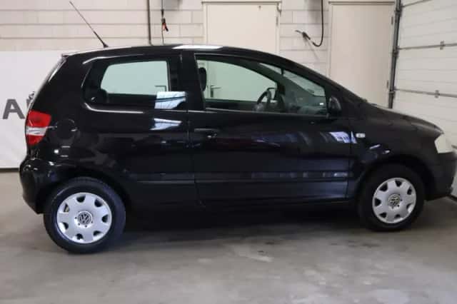 Volkswagen Fox (2007) thumbnail 5