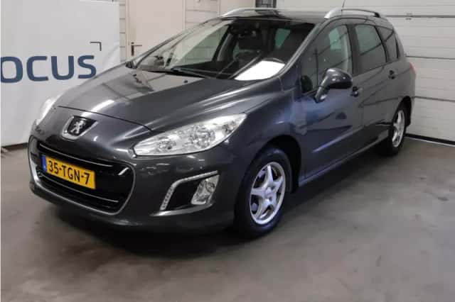 Peugeot 308 (2012) thumbnail 3