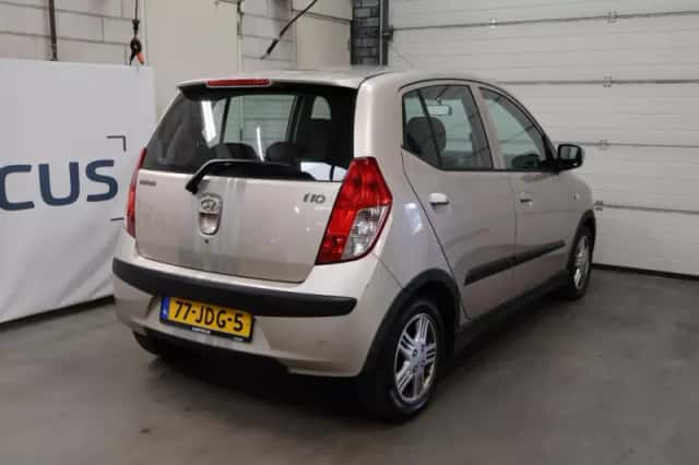 Hyundai i10 (2009) thumbnail 6