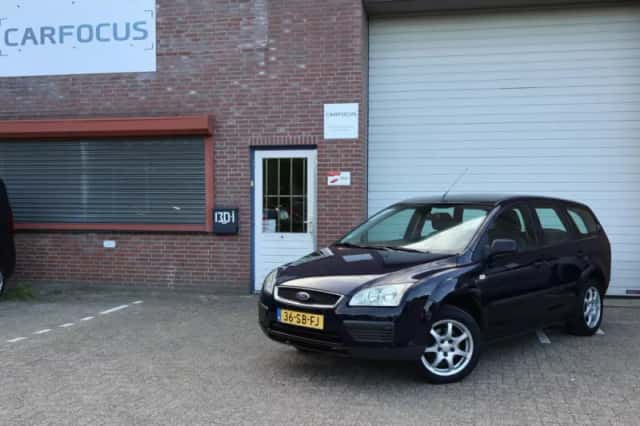 Ford Focus (2005) thumbnail 1