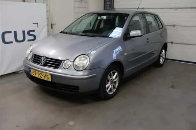 Volkswagen Polo (2005) thumbnail 3