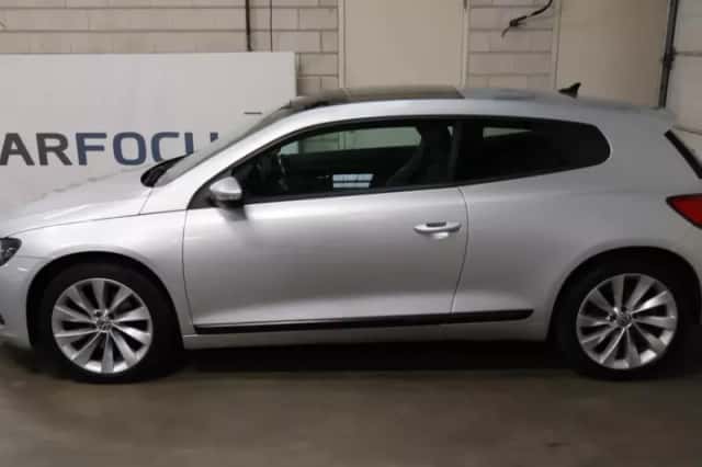 Volkswagen Scirocco (2011) thumbnail 4