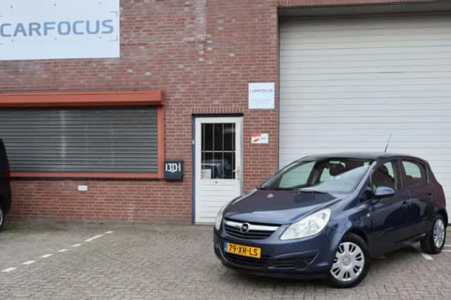 Opel Corsa (2007) thumbnail 1