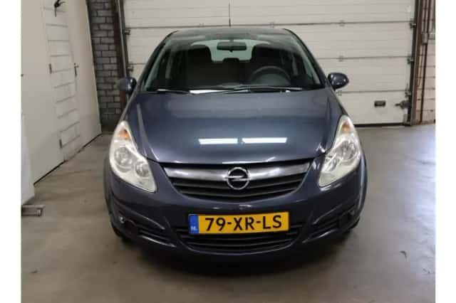 Opel Corsa (2007) thumbnail 2