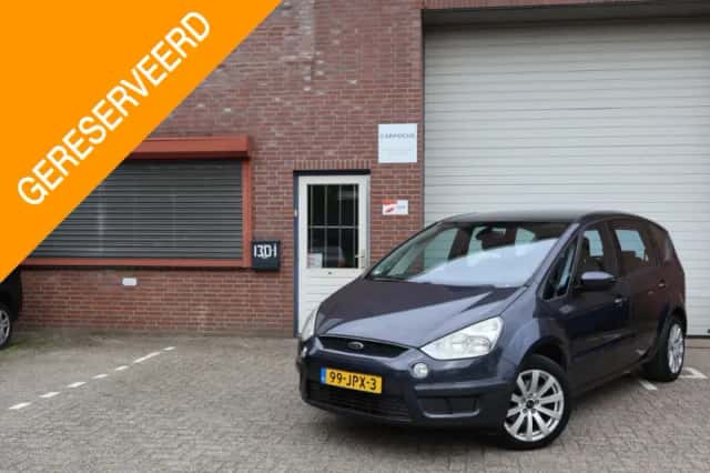 Ford S-Max (2009) thumbnail 1
