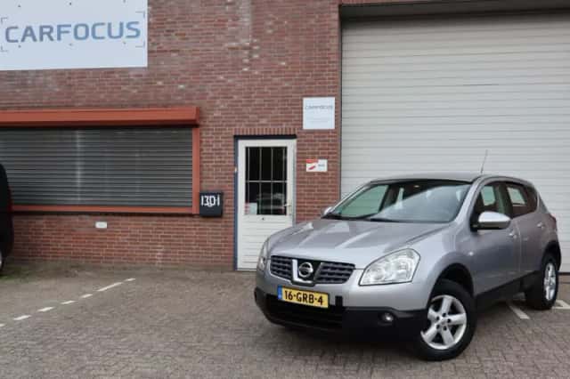 Nissan Qashqai (2008) thumbnail 1
