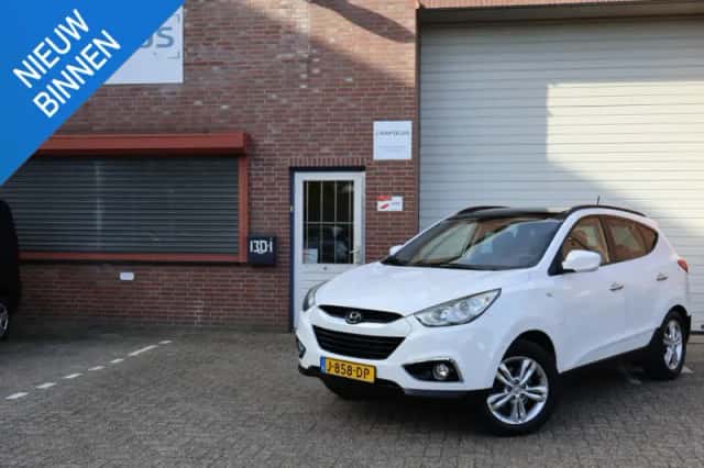 Hyundai ix35 (2012) thumbnail 1