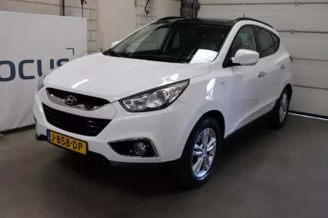Hyundai ix35 (2012) thumbnail 3