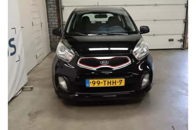 Kia Picanto (2012) thumbnail 2