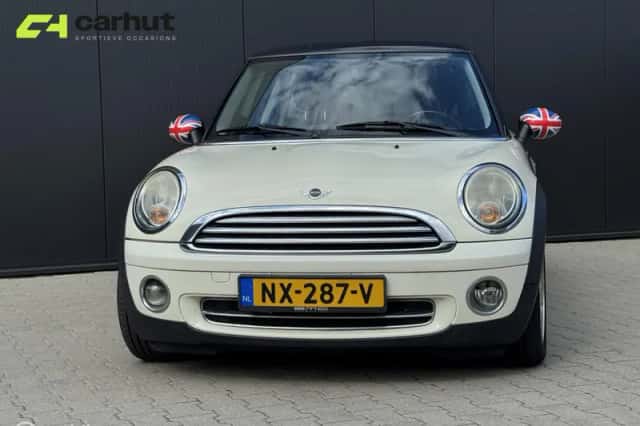 MINI Cooper (2008) thumbnail 3