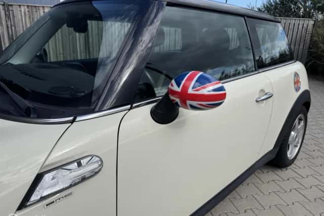 MINI Cooper (2008) thumbnail 4